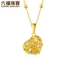六福足金