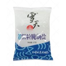 雪天粗粒腌制海盐未加碘