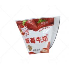 新希望草莓牛奶